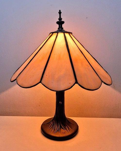 Tafellamp - Tiffany stijl - Sensationele Parelmoer Lamp -, Antiek en Kunst, Curiosa en Brocante