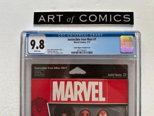 Invincible Iron Man #1 - CGC 9.8 - Action Figure Variant, Boeken, Strips | Comics