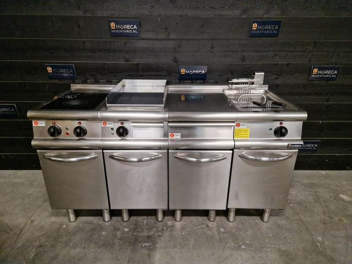 Baron kooklijn | 2-pits fornuis, friteuse, bakplaat | 400V, Zakelijke goederen, Horeca | Keukenapparatuur, Gebruikt