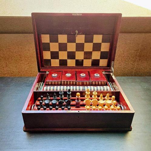 Schaakspel - Victoriaans Games Compendium, Antiek en Kunst, Curiosa en Brocante