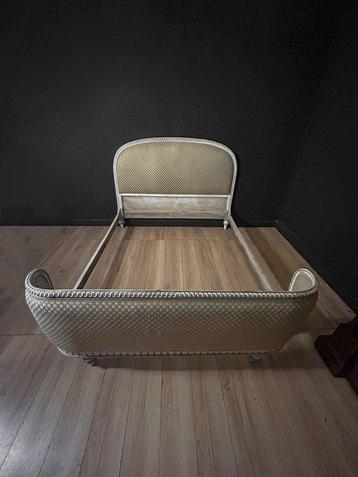 Lit - Bois, Textile beschikbaar voor biedingen