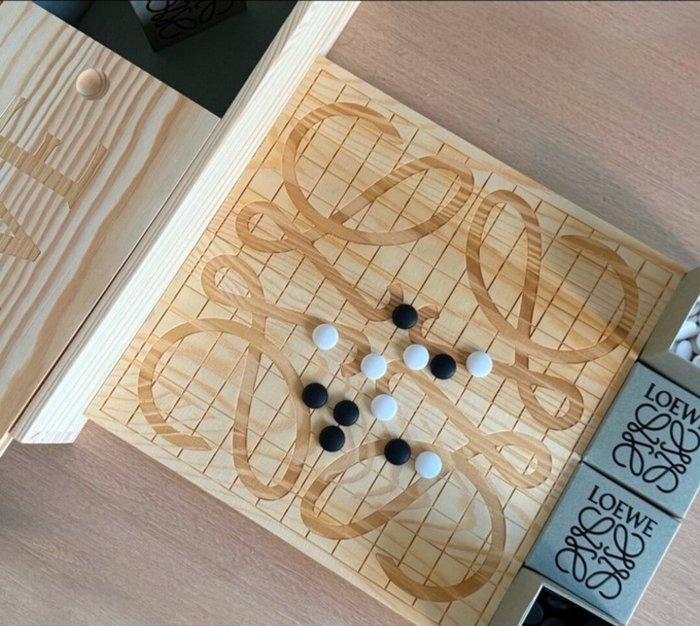 Bordspel - Loewe Weiqi (Go) board game set - Hout, Antiek en Kunst, Antiek | Overige Antiek