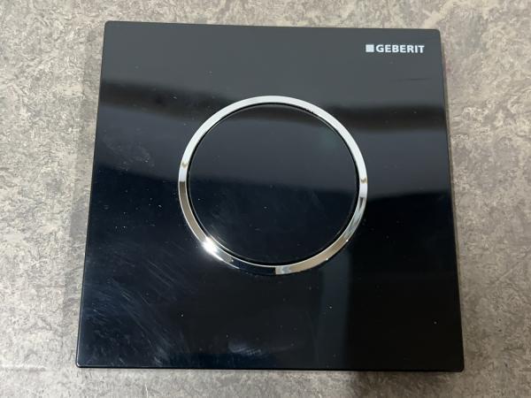 Veiling - 3x Geberit bedieningsplaat Sigma10 zwart, Doe-het-zelf en Bouw, Sanitair