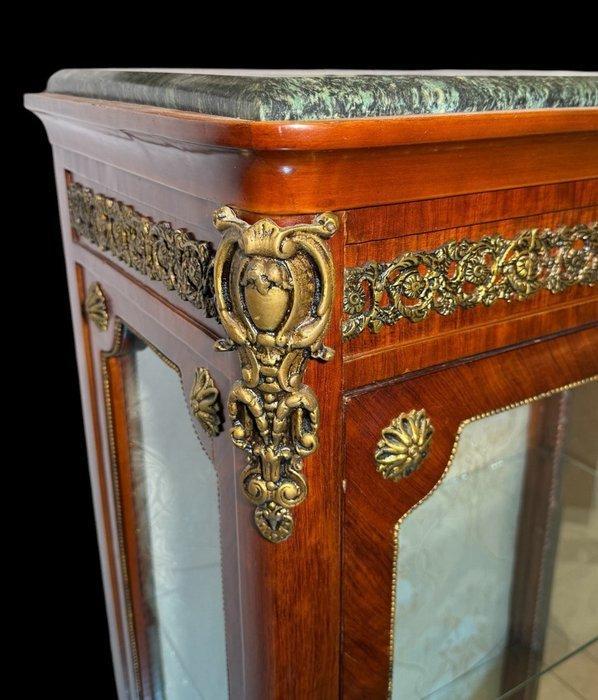 Vitrinekast - Brons, Hout, Marmer, Porselein, Jacquard - In, Antiquités & Art, Antiquités | Autres Antiquités