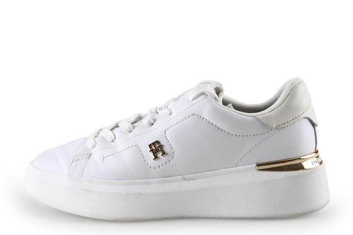 Tommy Hilfiger Sneakers in maat 39 Wit | 5% extra korting, Kleding | Dames, Schoenen, Wit, Zo goed als nieuw, Sneakers, Verzenden