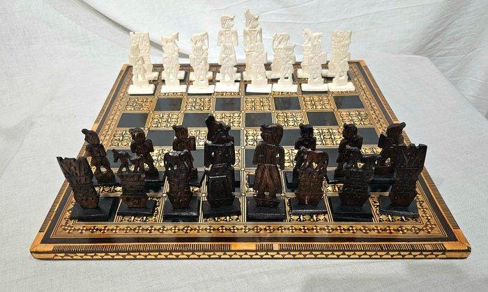 Schaakspel - Osso - geïncrusteerd hout en parelmoer, Antiek en Kunst, Curiosa en Brocante