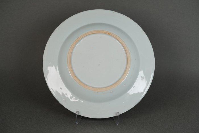 Yongzheng (1722-1735) - Bord - Large Blossoming Peonies,, Antiek en Kunst, Antiek | Overige Antiek