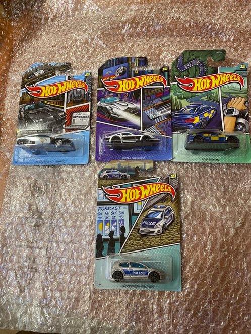 Hot Wheels 1:64 - Voiture miniature (4) - Set of 4 Hot, Hobby en Vrije tijd, Modelauto's | 1:5 tot 1:12