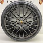 Porsche Cayenne (E3) 22inch RS Spyder Titanium met  banden, Auto-onderdelen, Banden en Velgen, Gebruikt, Personenwagen, Ophalen