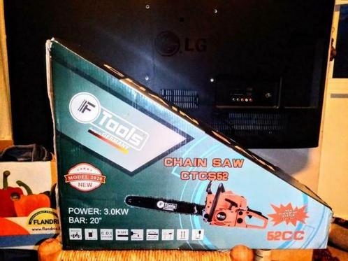 Veiling - Benzine kettingzaag, Doe-het-zelf en Bouw, Gereedschap | Zaagmachines, Nieuw