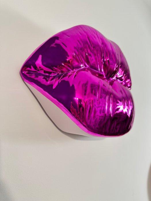 Sagrasse (1966) - Kiss-fuchsia, Antiek en Kunst, Kunst | Designobjecten