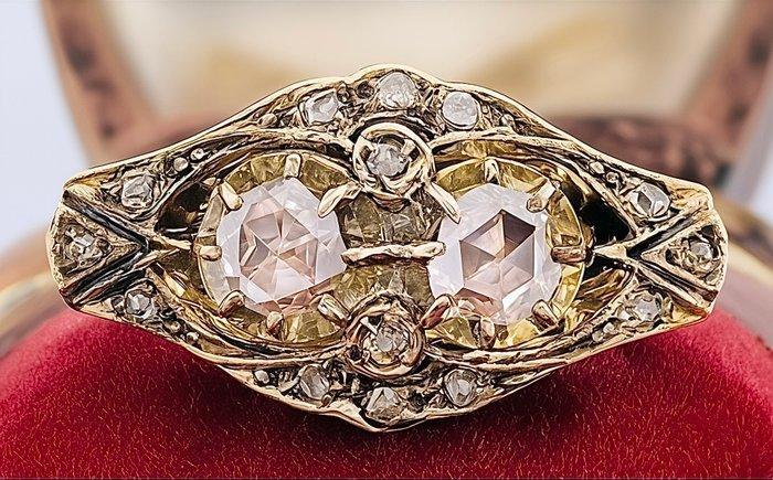 Zonder minimumprijs - Ring - 9 kt. Geel goud, Zilver Diamant, Handtassen en Accessoires, Ringen