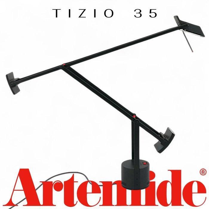 Richard Sapper - Artemide (Milano) - Lampe de table - Tizio, Antiek en Kunst, Antiek | Meubels | Stoelen en Sofa's
