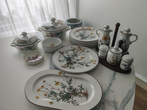 Villeroy & Boch - Service de table (22) - Botanica -, Antiek en Kunst, Antiek | Meubels | Tafels