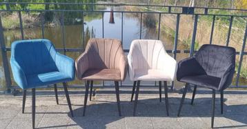 Lina® Rio - Velvet Eetkamerstoelen - Set van 4 - €240 beschikbaar voor biedingen