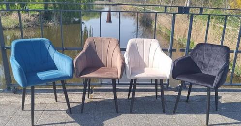 Lina® Rio - Velvet Eetkamerstoelen - Set van 4 - €240, Huis en Inrichting, Stoelen, Overige kleuren, Vijf, Zes of meer stoelen