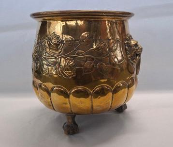 Pot de fleurs - Cuivre - Ancienne jardinière en opercules
