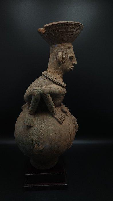 Prachtige aardewerken pot - Mangbetu - Congo, Democratische, Antiek en Kunst, Kunst | Niet-Westerse kunst