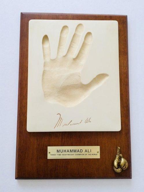 Boxe - Muhammad Ali - Plaque d’empreinte de main - Taille, Collections, Collections Autre