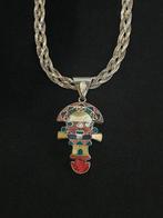 Pendentif en forme de médaillon - Pérou Tumi Nacre Argent