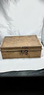Three french document box or small trunk or hat box - Chest