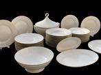RICHARD GINORI - Tafelservies voor 12 (41) - Porselein -