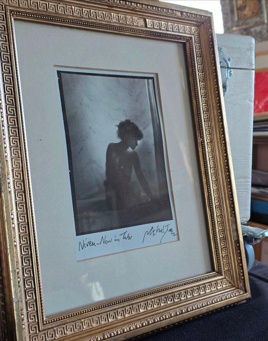 Michael Joseph (1941-) - Nivea now in tubs, vintage darkroom, Antiek en Kunst, Kunst | Designobjecten