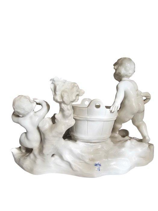 Capodimonte - F. Kessler - sculptuur, Putti Vendangeurs - 17, Antiek en Kunst, Antiek | Glaswerk en Kristal