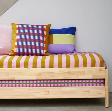 IKEA X Raw Color - Limited Edition: TESAMMANS - Kussen (4)