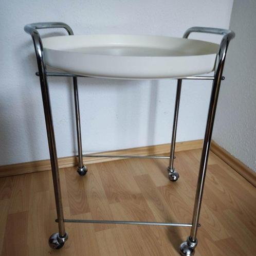 Chariot de service - plastique, tube en acier - Chariot de, Antiek en Kunst, Kunst | Designobjecten