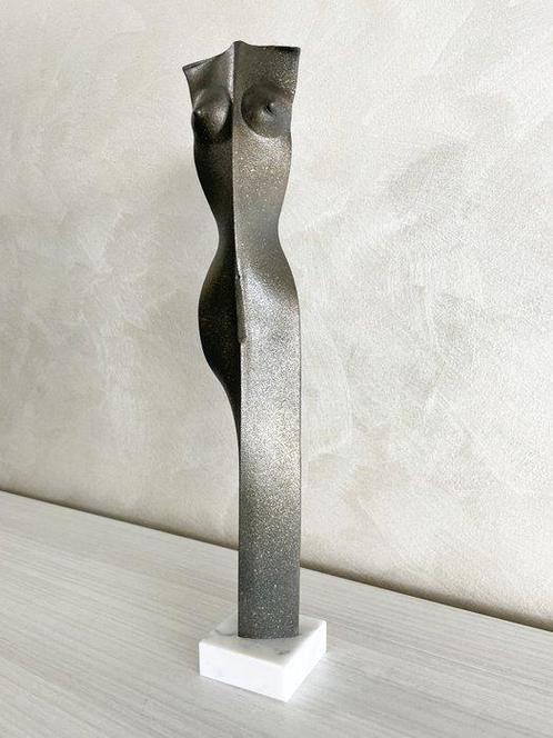 Filippo Pietro Castrovinci - La Venere - NO Reserve, Antiek en Kunst, Kunst | Schilderijen | Modern