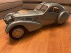 IXO 1:8 - Modelauto - Bugatti Type 57C Atlantic, Hobby en Vrije tijd, Modelauto's | 1:5 tot 1:12, Nieuw