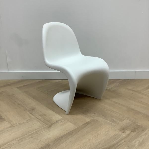 Vitra Panton Junior, Kinder Design stoel, mat wit, Huis en Inrichting, Stoelen, Wit, Gebruikt, Eén, Kunststof