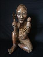 Zittende figuur Tada ifé - Yoruba - Nigeria