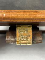 Pied de table - Noyer, Antiquités & Art