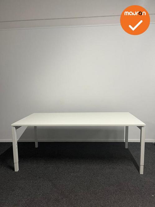 Vergadertafel - 4-poots - 200x100cm - met wit onderstel - in, Zakelijke goederen, Kantoor en Winkelinrichting | Kantoormeubilair en Inrichting