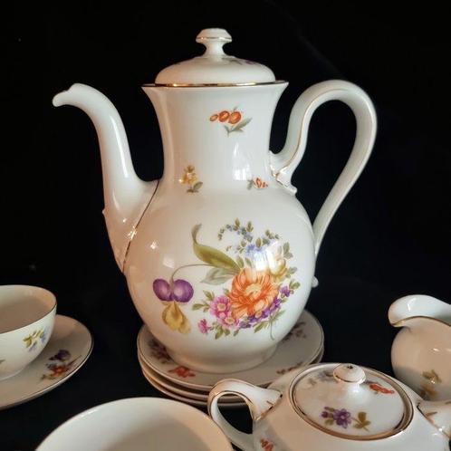Rosenthal - Koffie- en theeservies (16) - Balmoral -, Antiek en Kunst, Antiek | Meubels | Tafels
