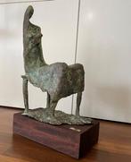 Luigi Marras (1922-2008) - sculptuur, Cenerentola - 49 cm -, Antiek en Kunst