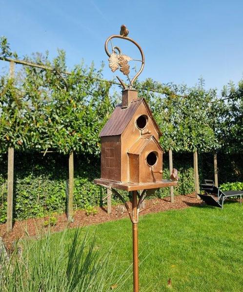 Beeldje - BIrdhouse - IJzer, Metaal, Antiek en Kunst, Curiosa en Brocante