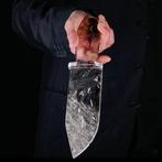 Extraordinary Dagger is uit één stuk kristalkwarts gehakt., Antiek en Kunst
