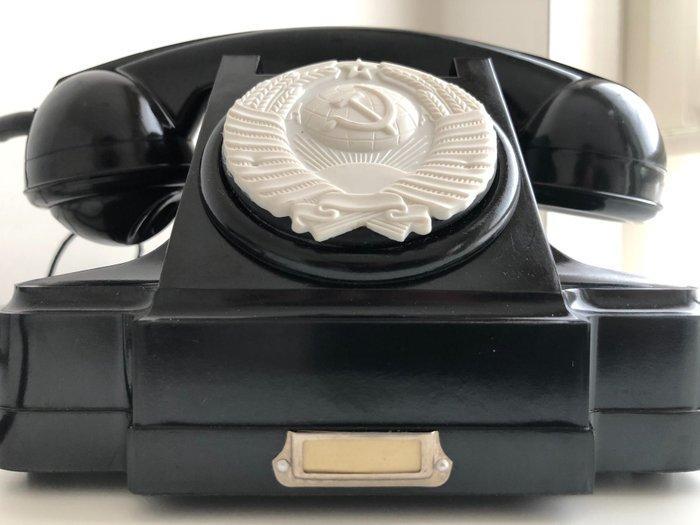 Analoge telefoon - Bakeliet - Een vintage USSR /, Antiek en Kunst, Kunst | Designobjecten