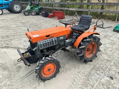 KUBOTA B7000 Minitractor, Zakelijke goederen, Landbouw | Tractoren