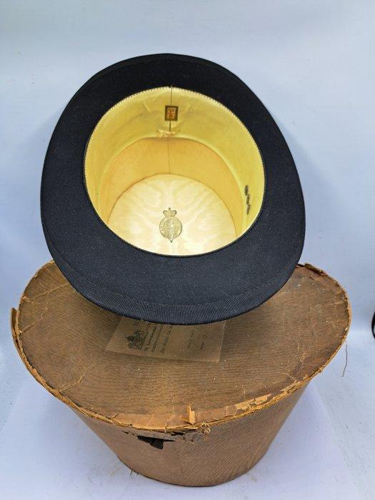 AGL - Hoed - Bont, Katoen, Antiek en Kunst, Antiek | Overige Antiek