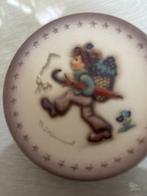 Goebel - M.J. Hummel - Beeldje, Hum 973 - 0.5 cm - Porselein