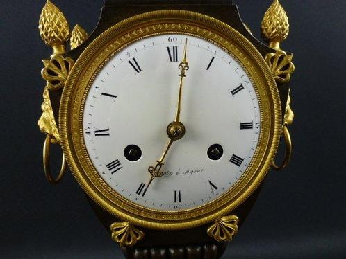 Pendule - - Verguld messing - 1800-1850, Antiek en Kunst, Antiek | Klokken