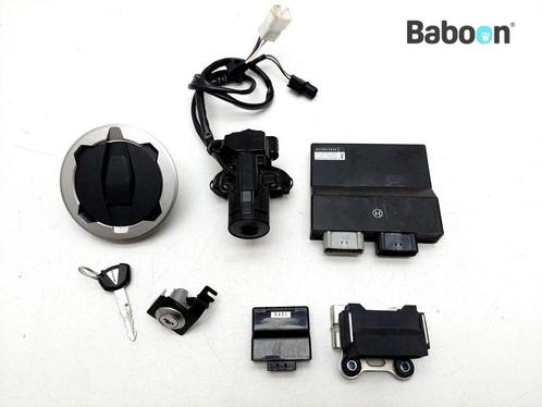 Contactslot Set met Immobiliser Kawasaki Z 900 2019 (Z900, Motoren, Onderdelen | Kawasaki, Gebruikt, Verzenden