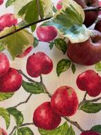 Heerlijk landelijk chique tafelkleed met appels - Tafelkleed