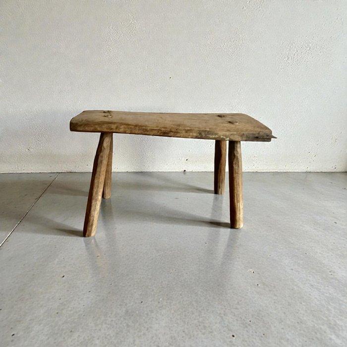 Kruk - Eik - Een handgemaakte eikenhouten kruk, Antiquités & Art, Art | Objets design