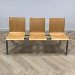 Tweedehands wachtkamerbank met 3 zitplaatsen,  grijs-beuken, Huis en Inrichting, Gebruikt, Hout