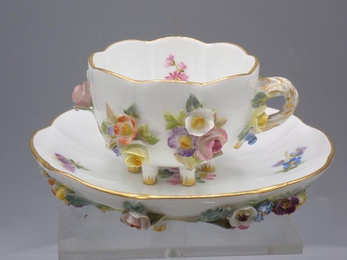 Meissen - Kop en schotel - Porselein, Antiek en Kunst, Antiek | Glaswerk en Kristal